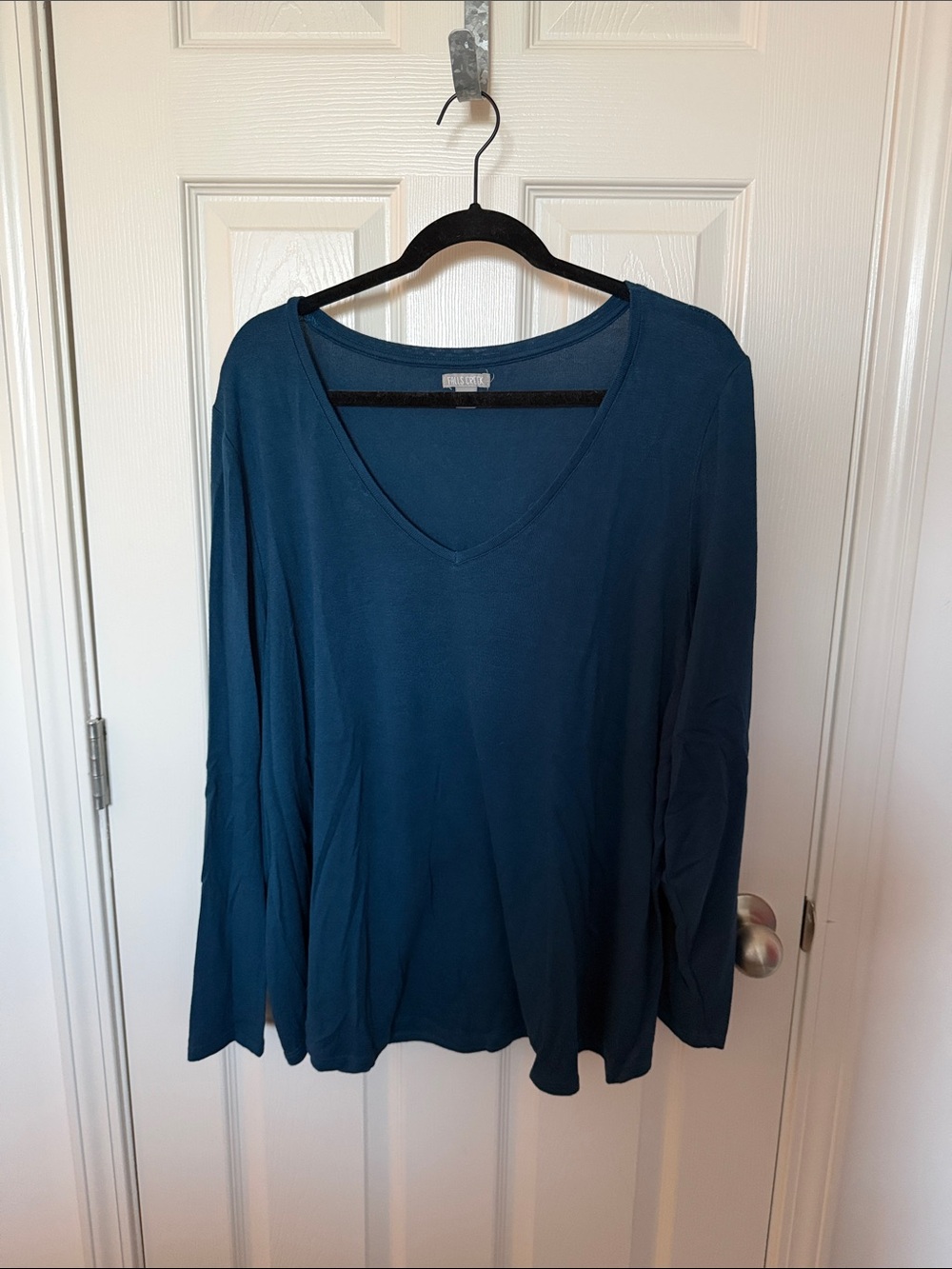 Falls Creek Teal V-Neck Long Sleeve Top